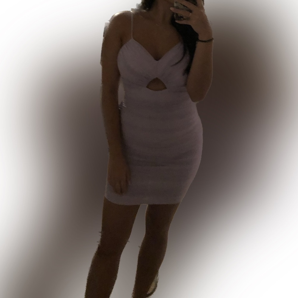 Lulu’s Bodycon Dress - Picture 4 of 4